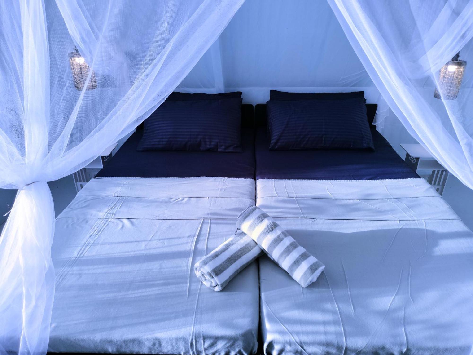 Riu Del Mar Hostel Dauis Екстериор снимка