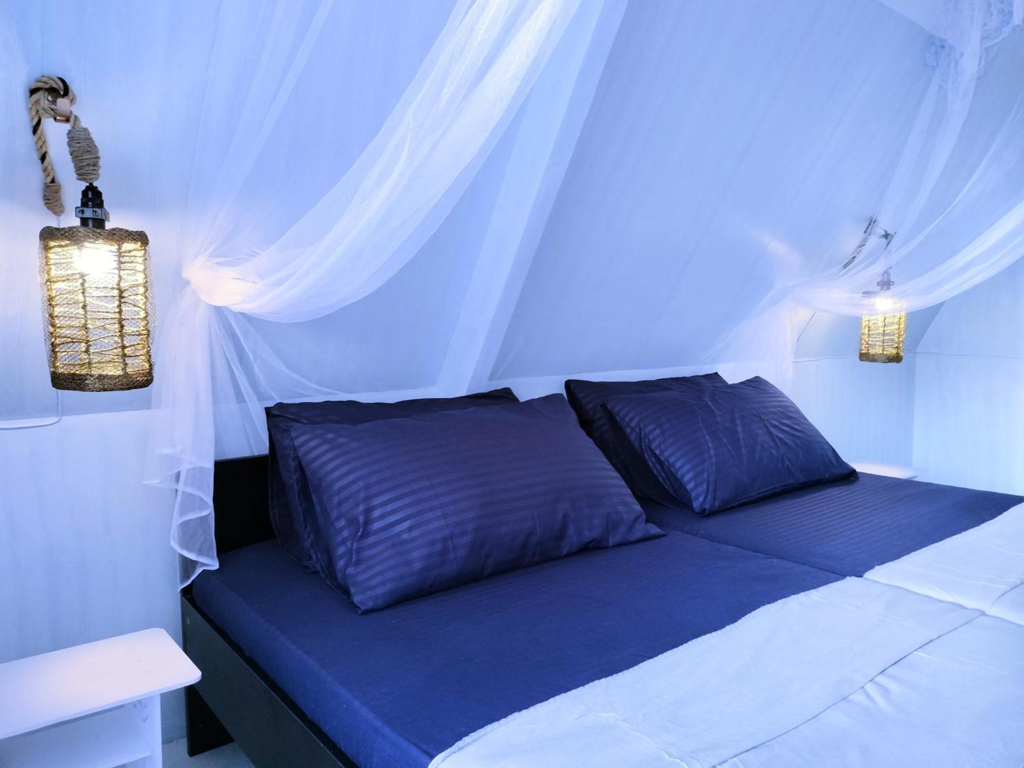 Riu Del Mar Hostel Dauis Екстериор снимка