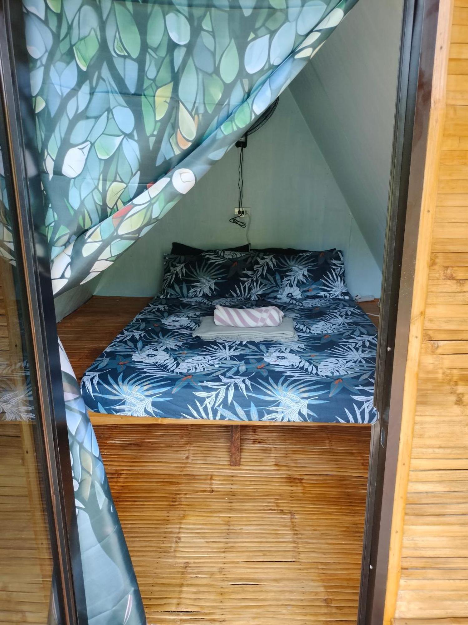 Riu Del Mar Hostel Dauis Екстериор снимка